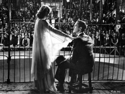Barbara Stanwyck and David Manners in The Miracle Woman